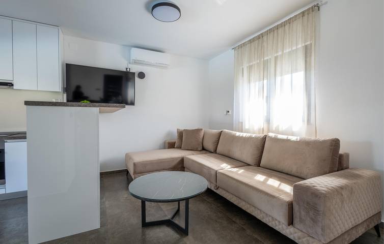 Charmantes Apartment mit einem Schlafzimmer und Pool in der Nähe der Donau in Vukovar, Vukovar-Srijem