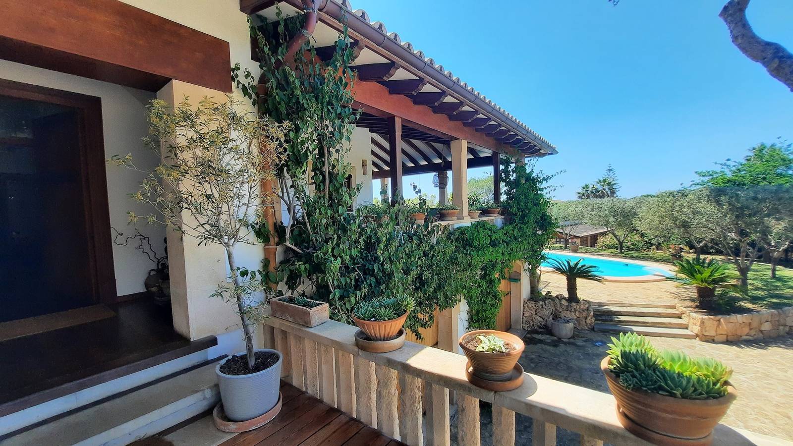 Villa nur für Familien und Gäste über 30 mit privatem Pool nahe am Meer in Son Veri Nou, Llucmajor