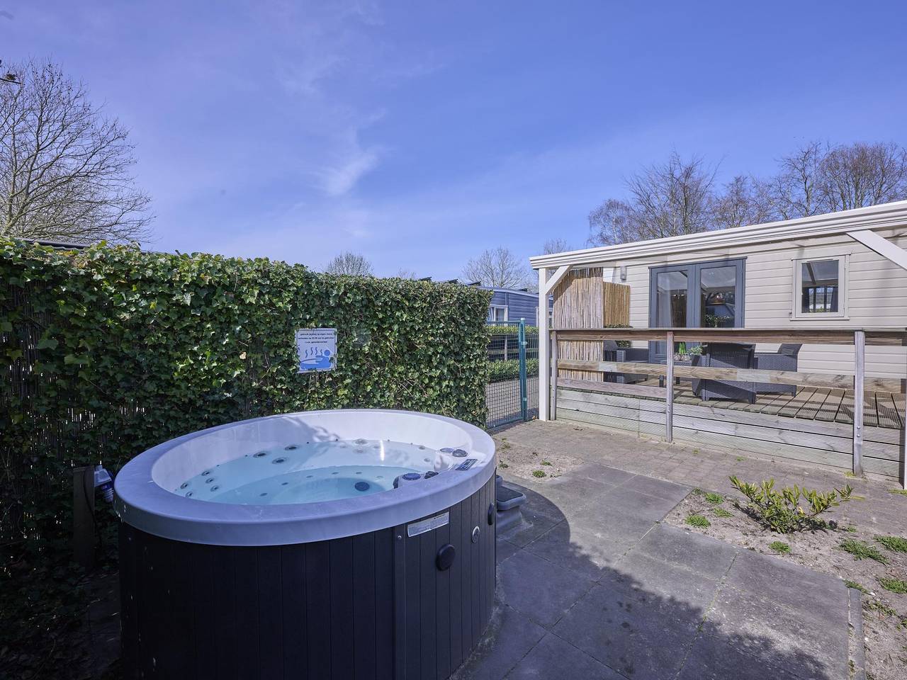Knusse bungalow met Wellness vlakbij de Efteling in Kaatsheuvel, Noord-Brabant
