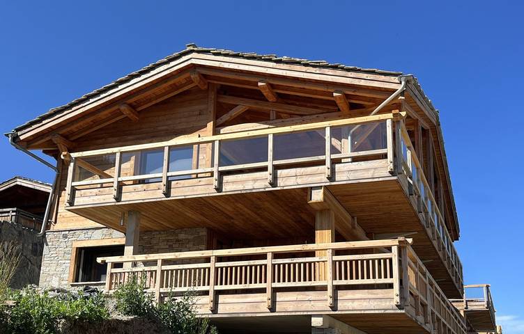 Chalet voor 14 personen, with sauna and terras as well as whirlpool, met huisdier in Les Deux Alpes