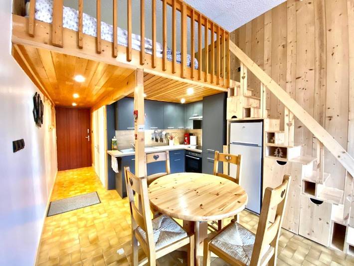 Gîte pour 6 personnes, avec vue et balcon, adapté aux familles à Lamoura - 4
