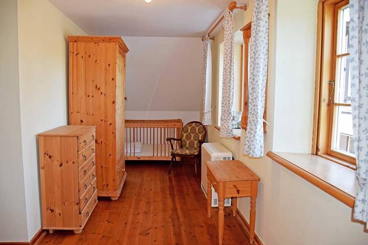 Cottage für 6 Personen, mit Terrasse und Garten in Middelhagen - 2