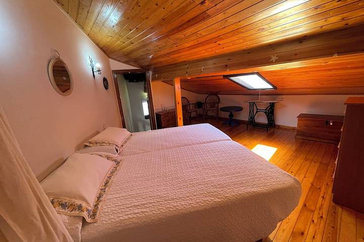 La Casina del Arroyo, rural cottage for 2-4 people in Poo de Cabrales in Cabrales, Parc national des Pics d'Europe