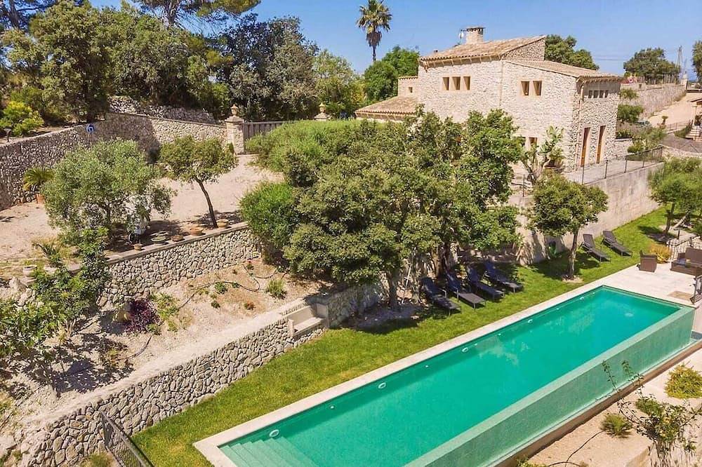 Finca Sa Serra – authentic style and luxury in Lloret de Vistalegre, Majorca Center