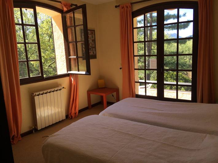 Gîte pour 8 personnes, avec Piscine à Brignoles - 3