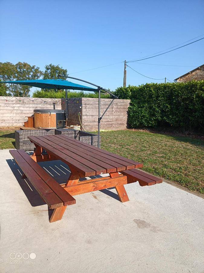 Location de vacances pour 12 personnes, avec jacuzzi et jardin à Bonnes - 2