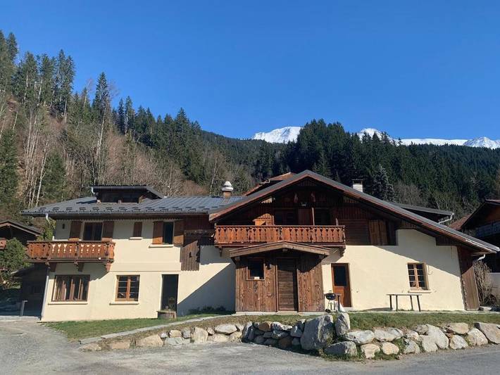 Chalet pour 15 personnes, avec vue ainsi que jardin et balcon à Les Contamines-Montjoie - 4