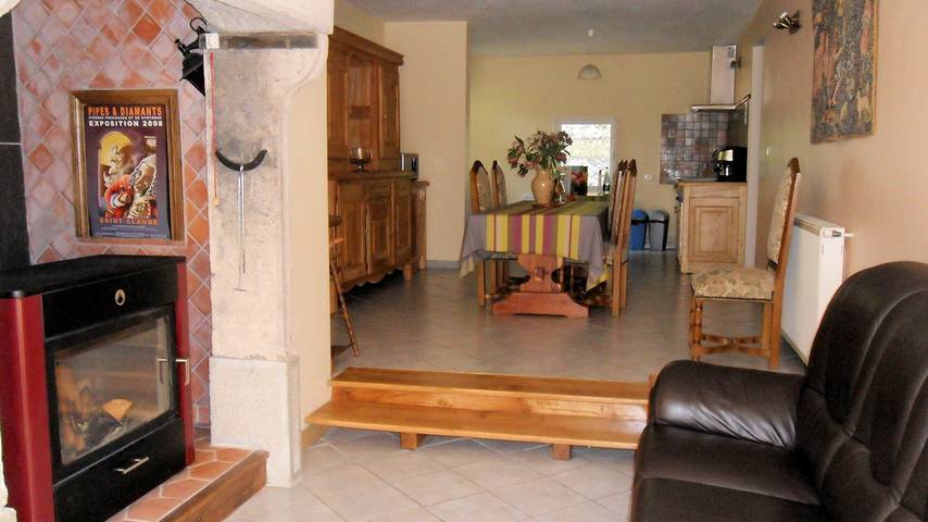 Gîte pour 6 personnes, avec terrasse dans le Jura - 3