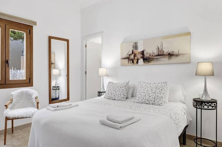 Villa Can Moya in Cala Major, Palma