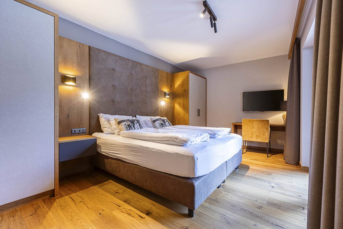 Ganze Wohnung, Premium Ferienwohnung Family mit 3 Schlafzimmern & Garten in Ehrwald, Ammergauer Alpen (Österreich)