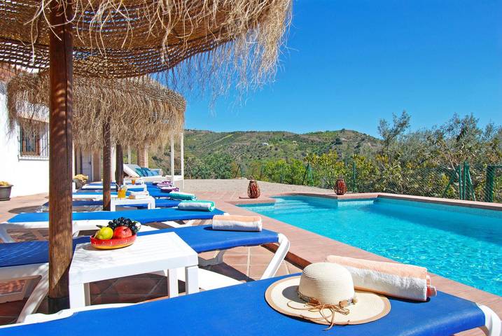 Chalet para 11 personas, con jardín y balcón en Axarquía - 2