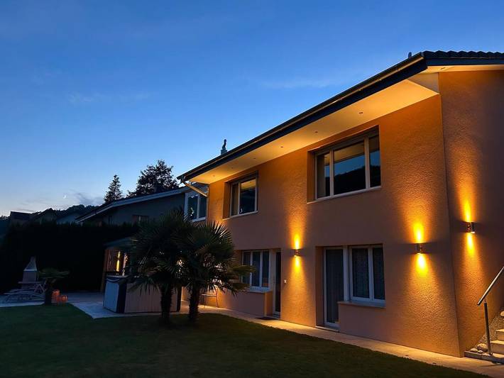 Ferienwohnung für 4 Personen, mit Whirlpool und Garten sowie Pool - 1