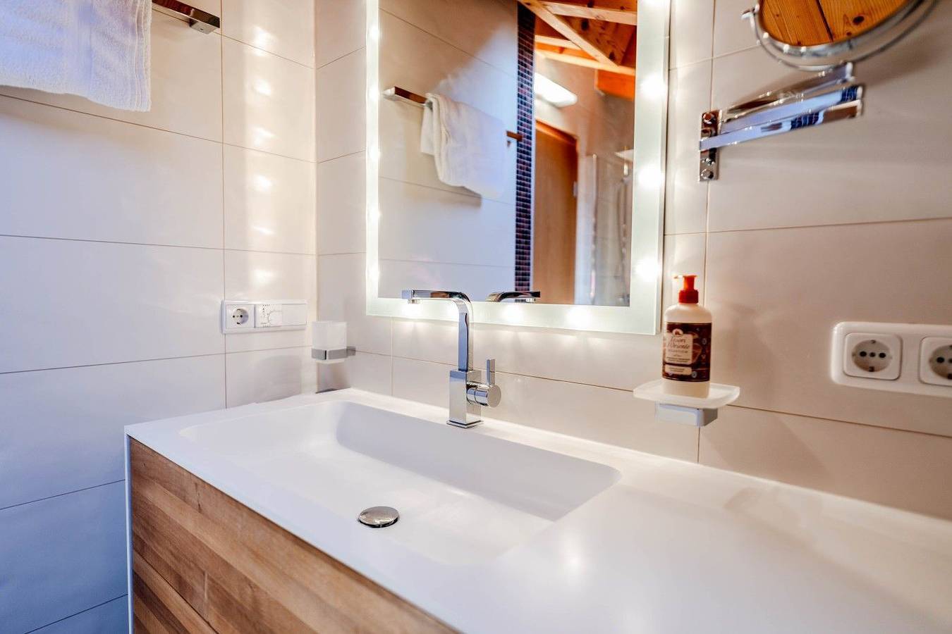 Haus Lara Fewo 3 - Kleine Traum-Fefwo mit Panorama-Balkon, 42 m² für 2 Personen, foto 11