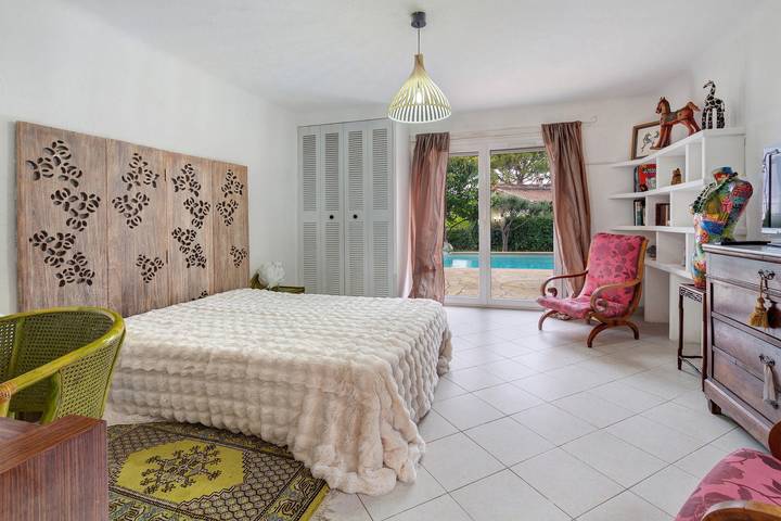 Spacious Guest Room with Private Terrace and Pool Access in Vence, Mediterranean Coast (France)