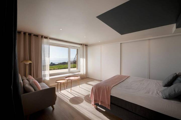 Gîte pour 3 personnes, avec jardin et vue sur le lac ainsi que vue et terrasse dans Lac Léman - 2