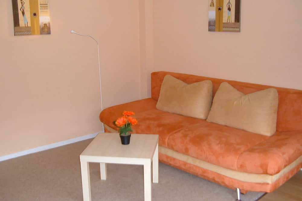 Entire apartment, Vacation bungalow 3 in Dierkow, Rostock
