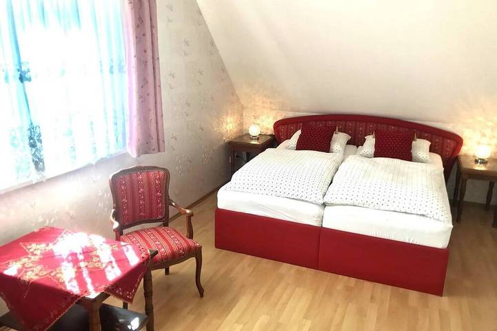 Ferienwohnung für 3 Personen, mit Balkon und Garten in Neuzelle - 2