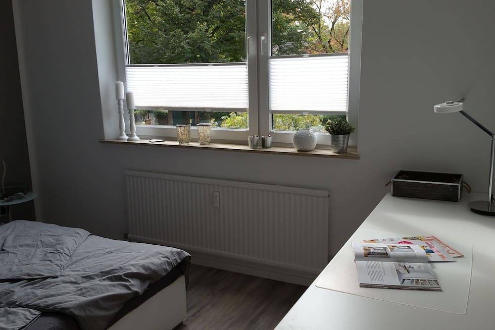Entire apartment, Tasteful bright apartment incl. Wifi modern full equipment in Homberg/Ruhrort/Baerl, Duisburg