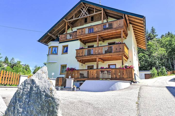 Ferienwohnung für 4 Personen, mit Terrasse und Garten