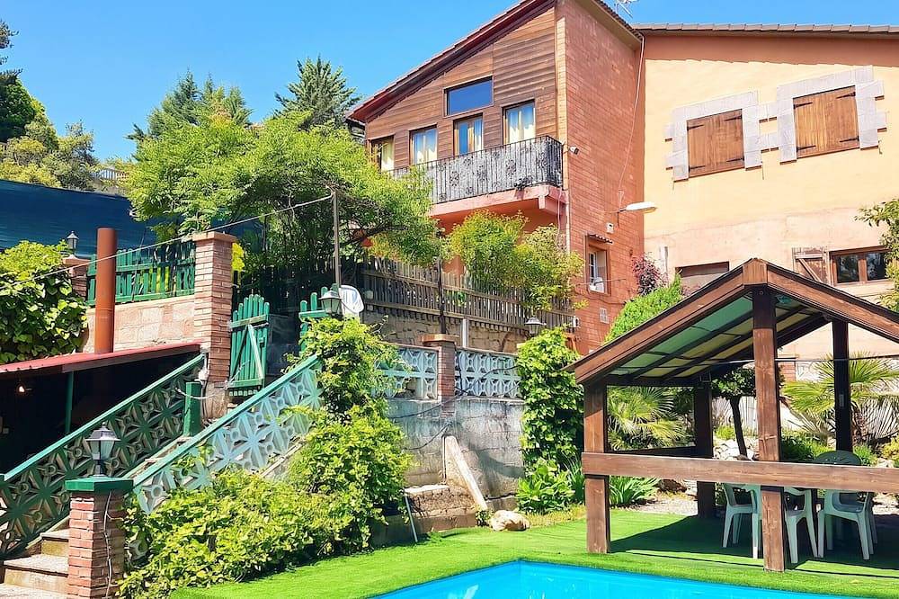 Homerez - Villa in La Puebla de Castro in La Puebla de Castro, Aragonesische Pyrenäen