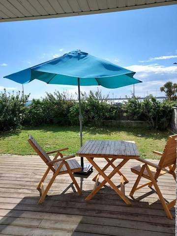Gîte pour 2 personnes, avec jardin dans Plage Saint-Colomban