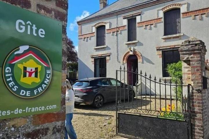 Location de vacances pour 4 personnes, avec sauna et jardin dans Poilly