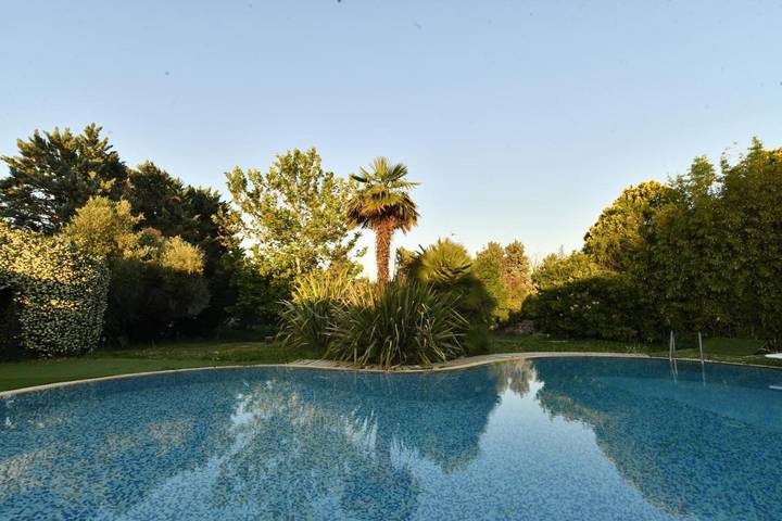 Großzügige Luxusvilla mit 4 Schlafzimmern, privatem Pool und Garten in Alexandroupolis, Evros
