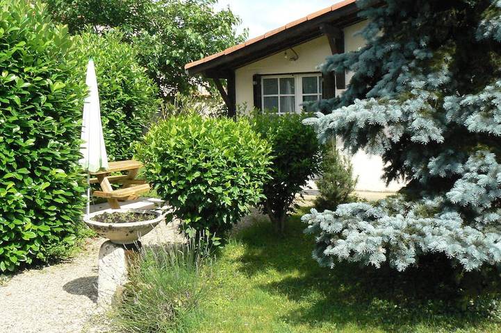 Location de vacances pour 4 personnes, avec jardin, animaux acceptés à Saint-Hilaire-de-Lusignan