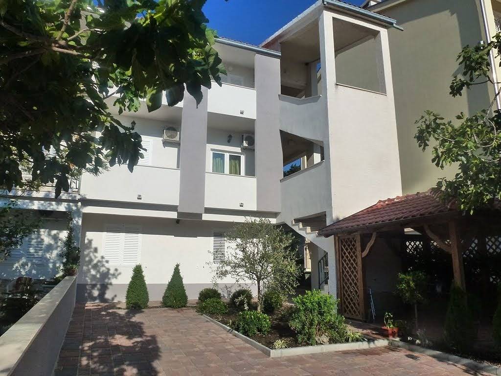Ganze Wohnung, 1-Zimmer-Ferienwohnung mit Balkon Baska Voda, Makarska A-6707-a in Baska Voda, Makarska Riviera