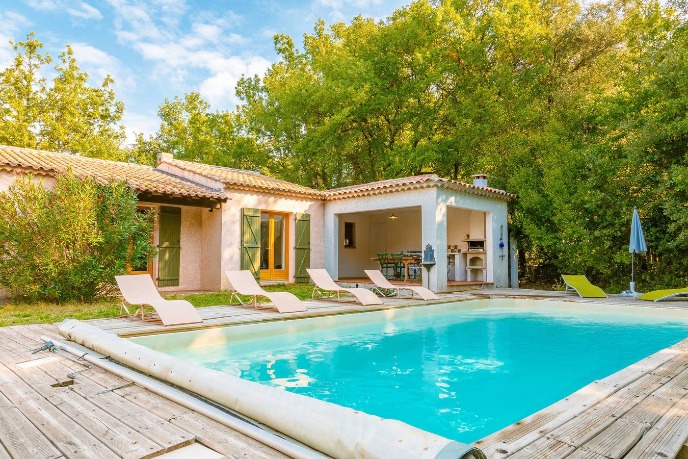 Villa „Bignone“ mit privatem Pool, privater Terrasse und Wlan in Régusse, Brignoles Region