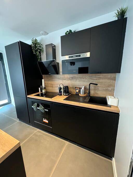 Gîte pour 6 personnes à Décines-Charpieu - 3