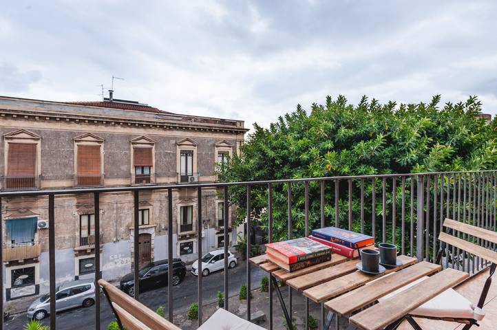 Ferienwohnung für 4 Personen, mit Balkon in Catania