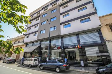 Hôtel pour 2 personnes, avec vue et terrasse dans Oujda