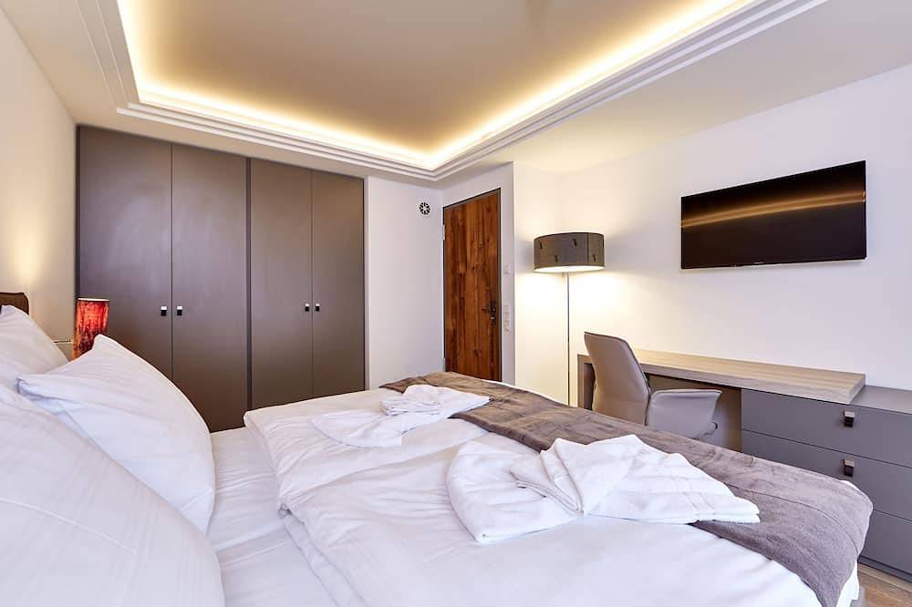 Ganze Wohnung, City suite # 7 m. 127qm/2. Og - max. 5 Pers. - Suedb., Wlan,Sauna Haus im Garten in Murnau am Staffelsee, Das Blaue Land