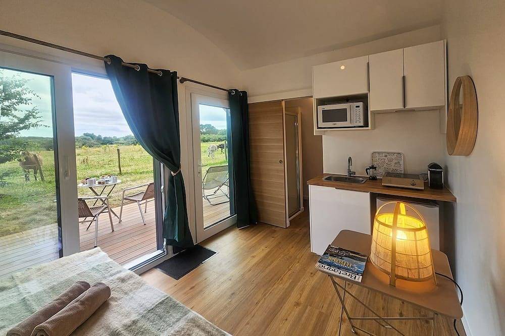 Ganze Wohnung, Studio-Ecolodge  2P-Ensuite mit Bad in Baden, Côte des Mégalithes