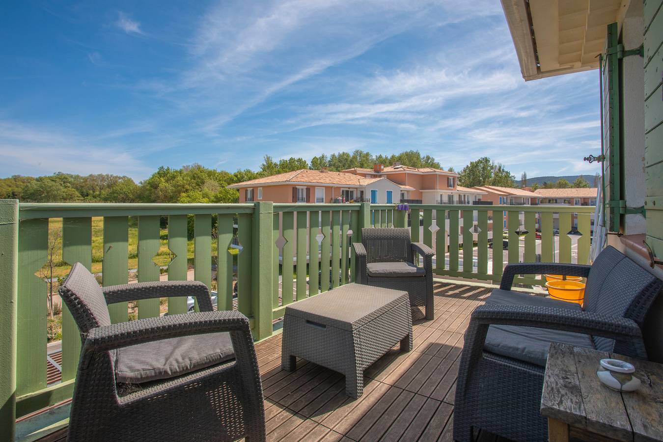 Appartement entier, Appartement 'Au Calme Avec Terrasse' avec terrasse privée et Wi-Fi in Cogolin, Région de Draguignan
