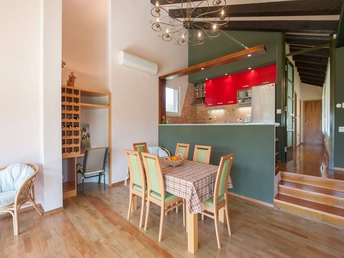 Ferienhaus für 6 Personen, mit Balkon/Terrasse, kinderfreundlich in Nin - 3