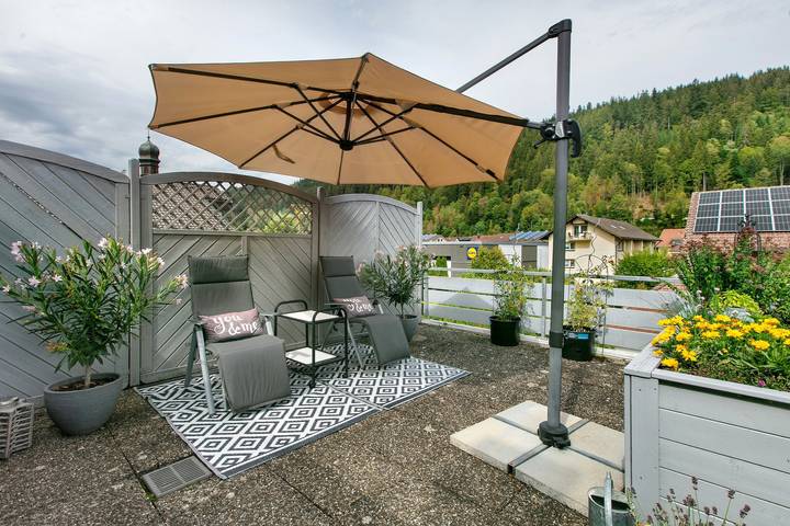 Entire apartment, Apartment in the Cathedral City, Haus Barbara 1st Floor with Mountain View, Terrace & Wi-Fi in St. Blasien, Southern Black Forest