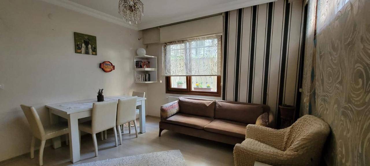 Two-Bedroom Apartment in Kadıköy, Estambul