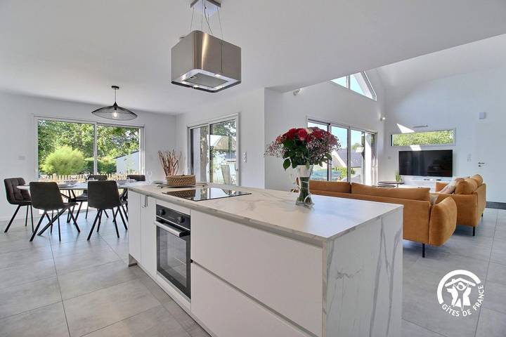 Gîte pour 6 personnes, avec jardin et terrasse dans Penvins - 3