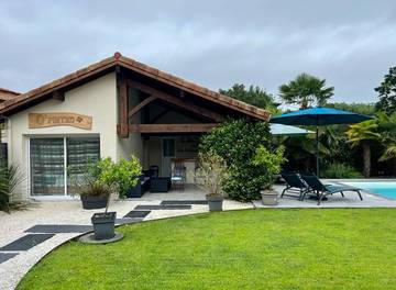 Chambre d’hôte pour 2 personnes, avec piscine et jardin à Onesse-Laharie