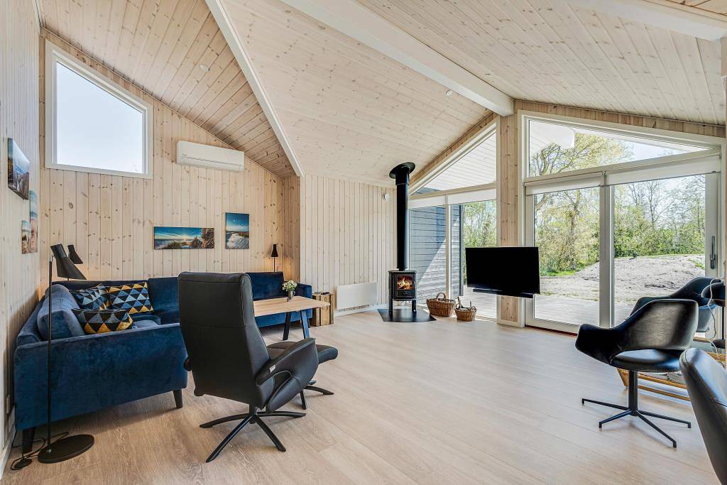 5-star holiday home with electric vehicle charging in Blåvand, Varde en omgeving