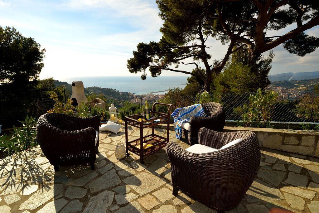 Cottage für 5 Personen mit Balkon/Terrasse in Oneglia, Imperia