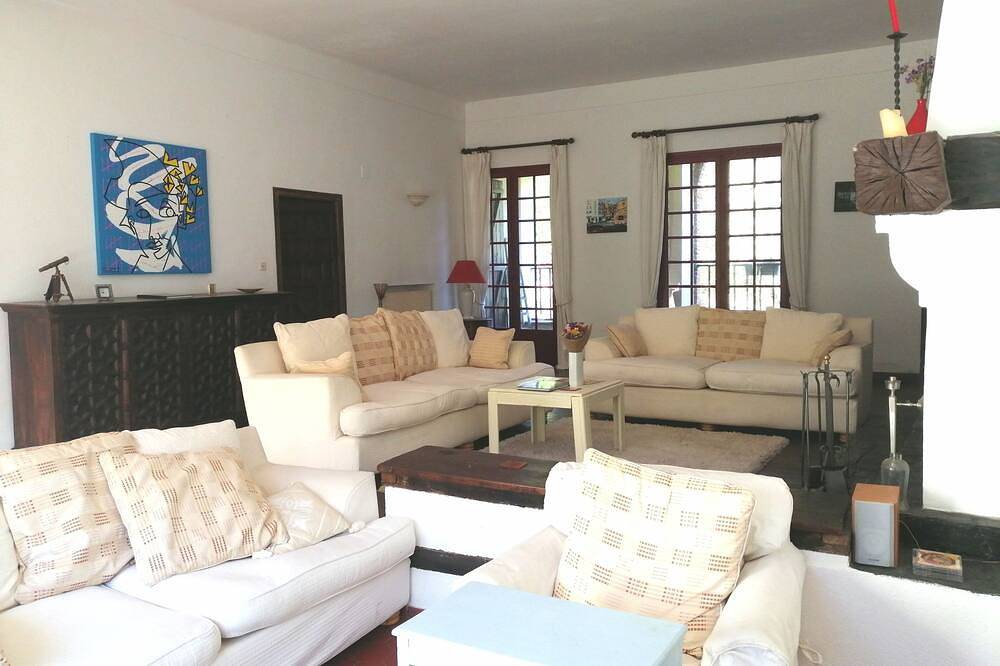 Chambre D'hôtes au Bord de la Rivière Avec vue sur la Montagne in Arles-sur-Tech, Céret und Umgebung