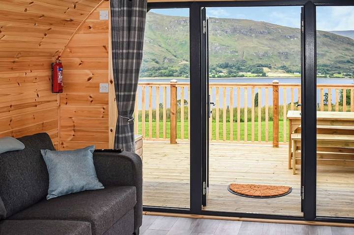 Log cabin for 2 people, with pets in Ben Nevis