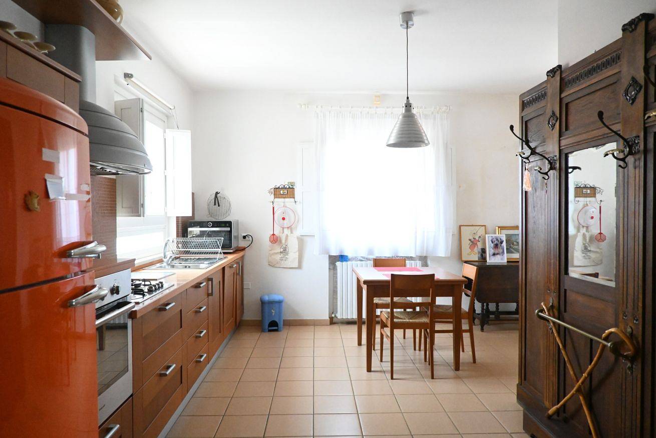 Apartamento entero, S327 - Sirolo, comfortable two-room apartment well equipped in Sirolo, Riviera del Conero