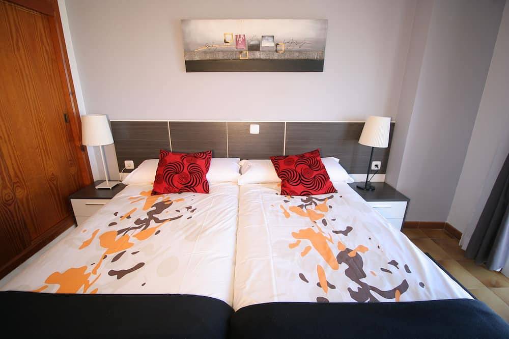 Entire apartment, Top modern penthouse on the beach with a huge terrace and great sea views in Cala Millor, Son Servera