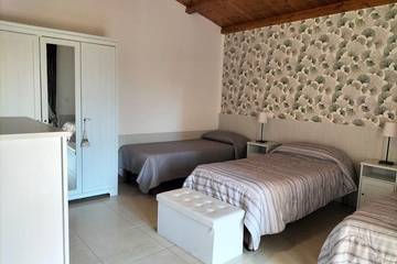 Villa Con Piscina per 9 Persone in Campofelice di Roccella, Provincia di Palermo, Foto 2