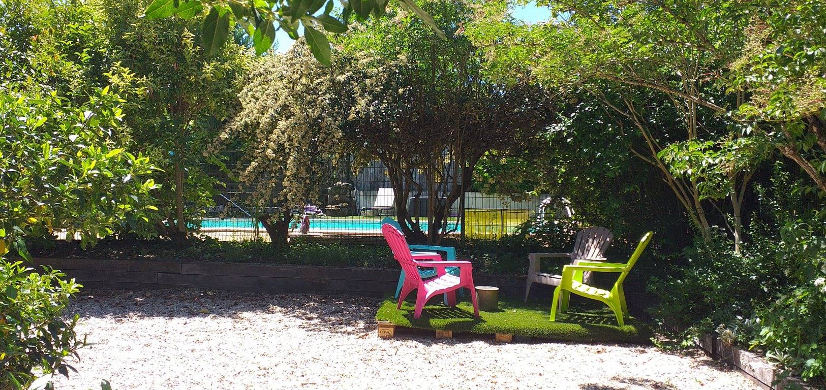 Gîte L'Ancienne Grange avec piscine et grand jardin in Faycelles, Lot