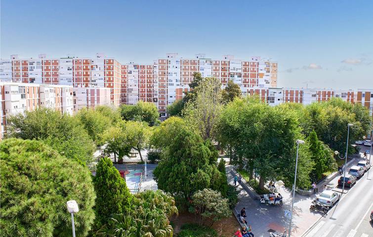 Apartamento vacacional entero, Apartamento junto a la playa con Wifi y parque acuático - a 1 km de la playa in Playa La Victoria, Cádiz